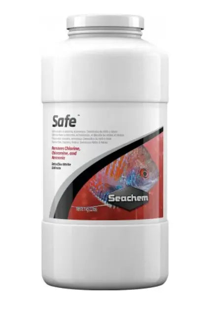 Seachem Safe 1 kg concentrated dry aquarium water conditioner bottle for chlorine and chloramine removal